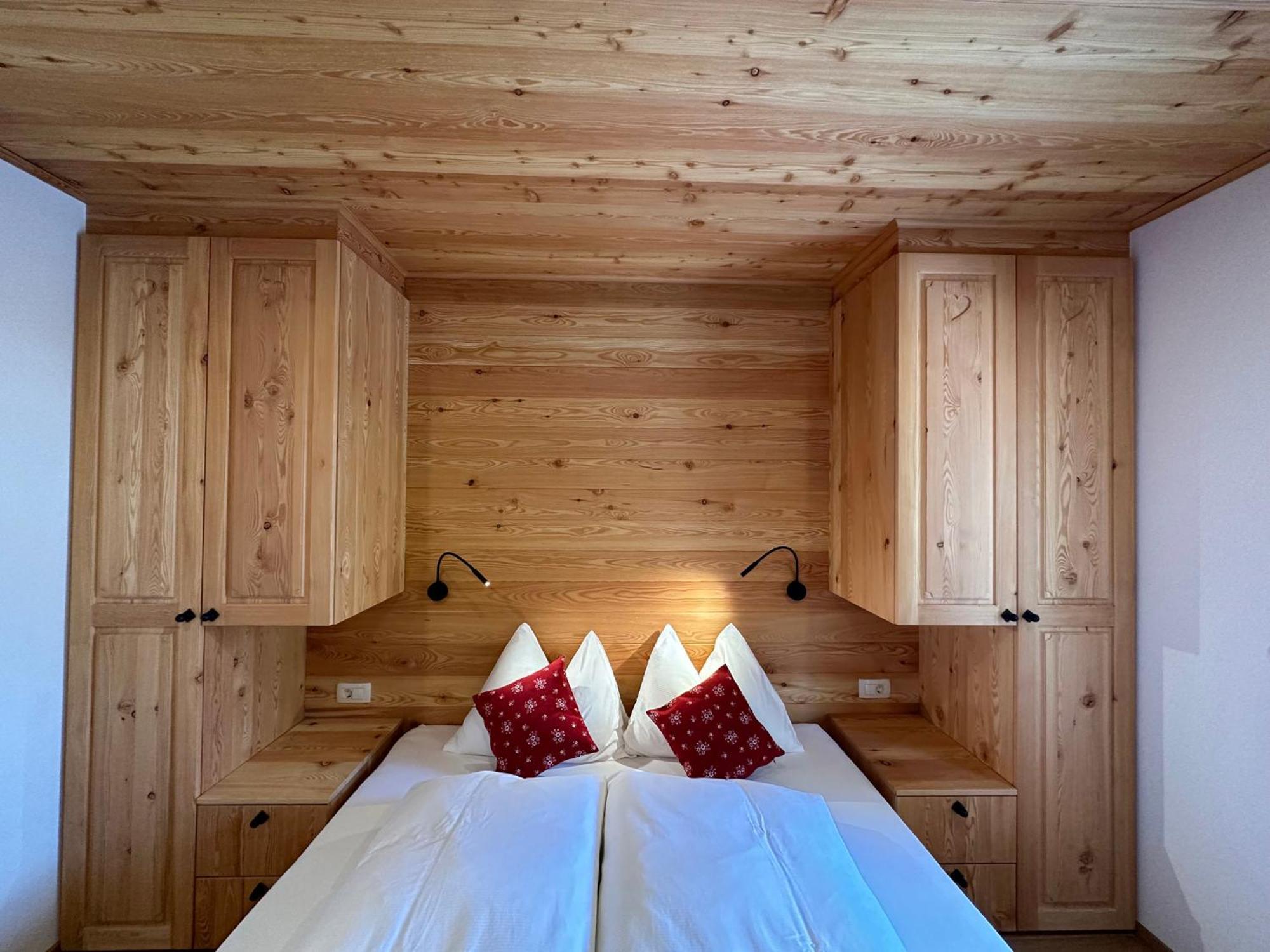 Hotel Surc Краньска Гора Экстерьер фото