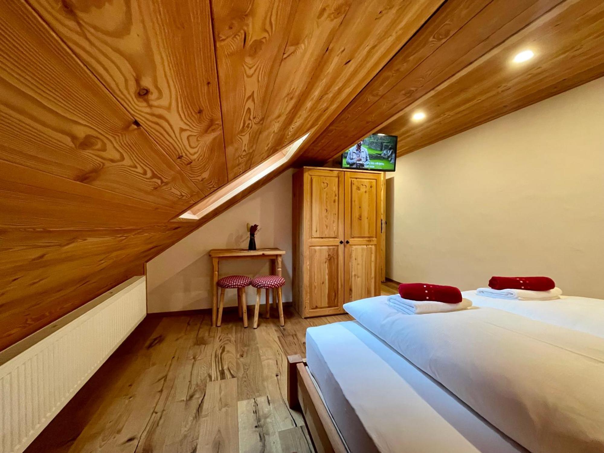 Hotel Surc Краньска Гора Экстерьер фото