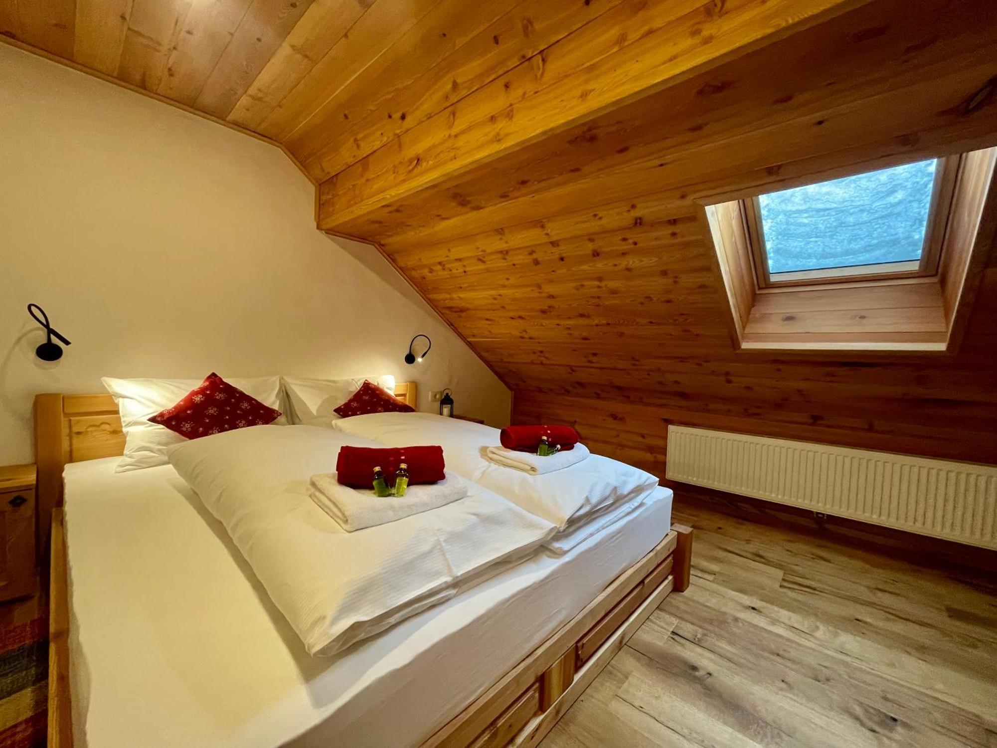 Hotel Surc Краньска Гора Экстерьер фото